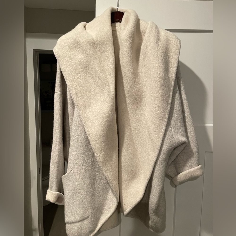 Soft grey sweater blazer with deep pockets and large collar